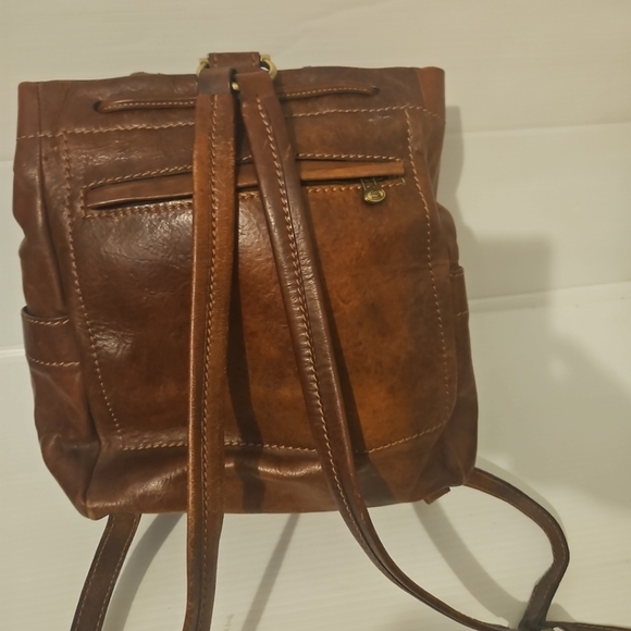 VintageThe Bridge Italy Genuine Leather Backpack - Picture 5 of 15